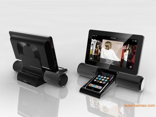 معدات تكنولوجيا المعلومات، فتحات في الحجرات